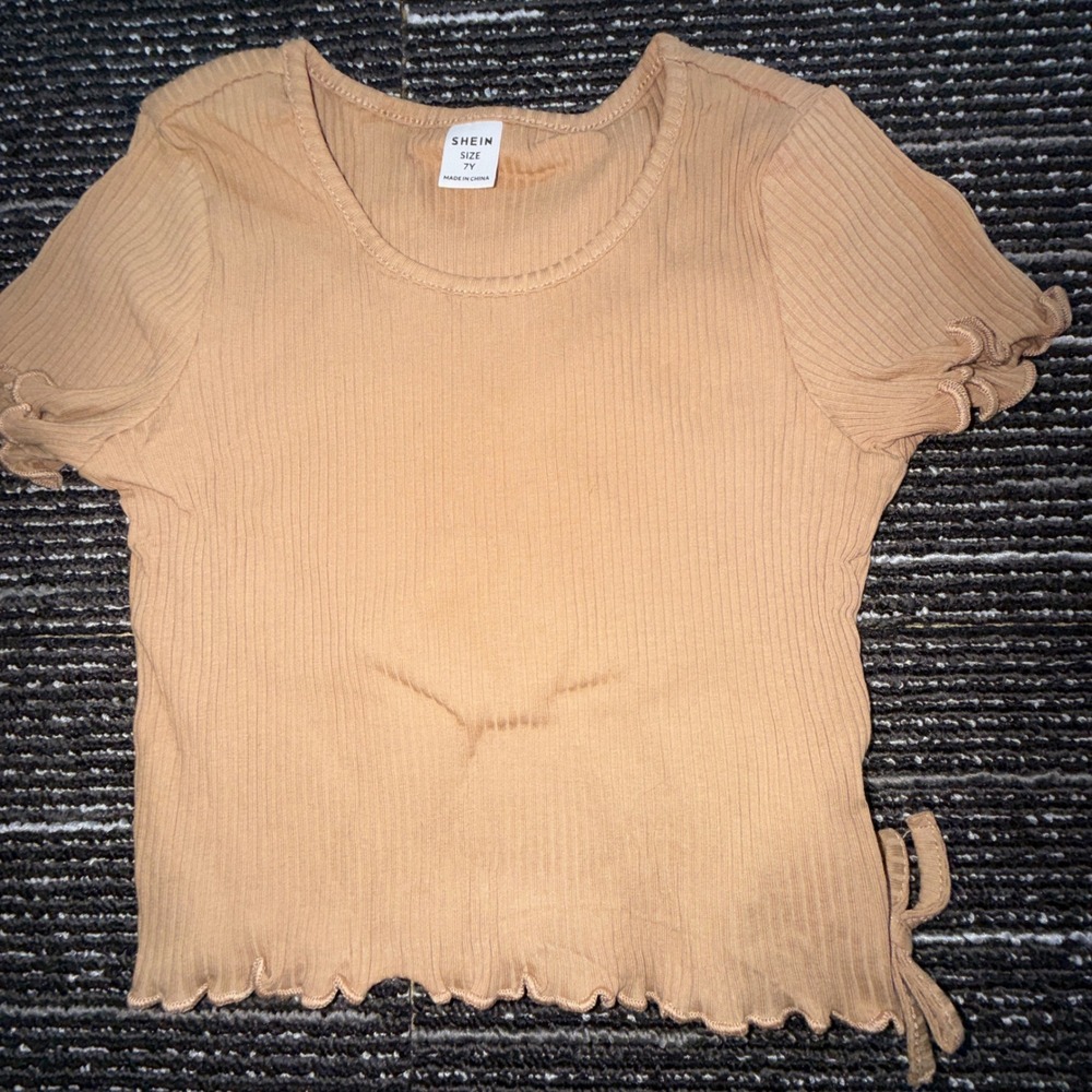 SHEIN Ribbed Knit Top Kids 7Y NWOT Tan Lettuce Trim Side Tie